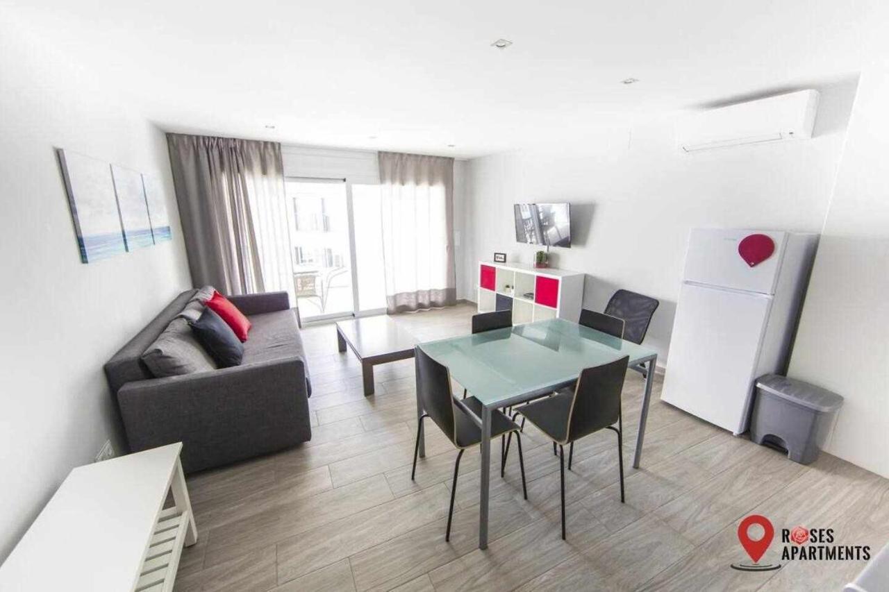 Roses Apartments 2 - Vista Mar Lateral 1Habitacion Экстерьер фото